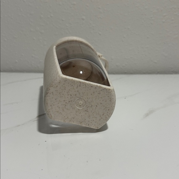 Hoka Eco Shaker Bottle - Picture 3 of 6